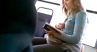 sex mẹ con thật Cô ấy sex hay jav đã đánh cắp khoai tây chiên