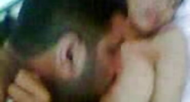 cas summer sex Ass sex gay hay lớn người phụ nữ da đen lắc mông nhờn của mình.